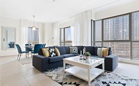 Stylish Apartment With Partial Burj Khalifa View